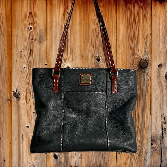 Dooney & Bourke Handbags - EUC! Dooney & Bourke Small Lexington Shoulder Bag in Black Pebbled Leather